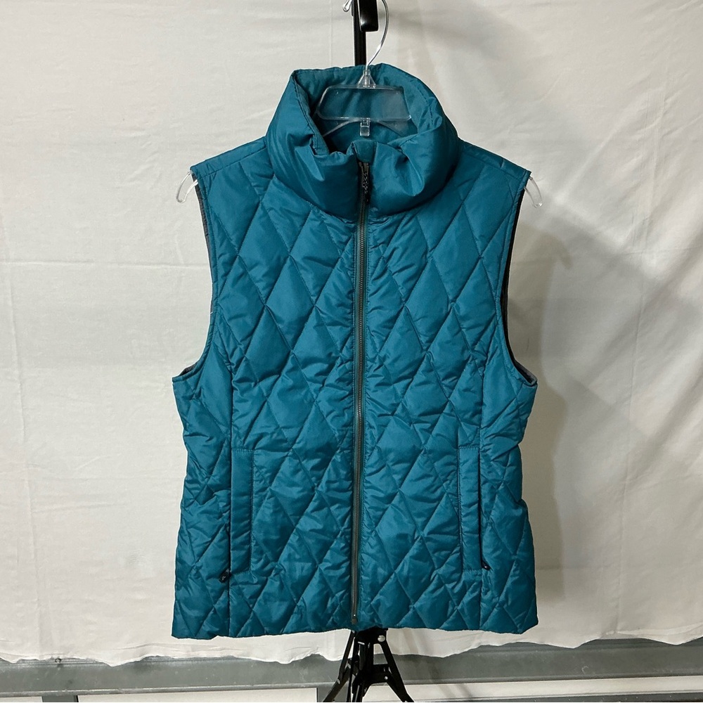 Moosejaw Women’s Cozy Down Insulator Vest in Teal Size M